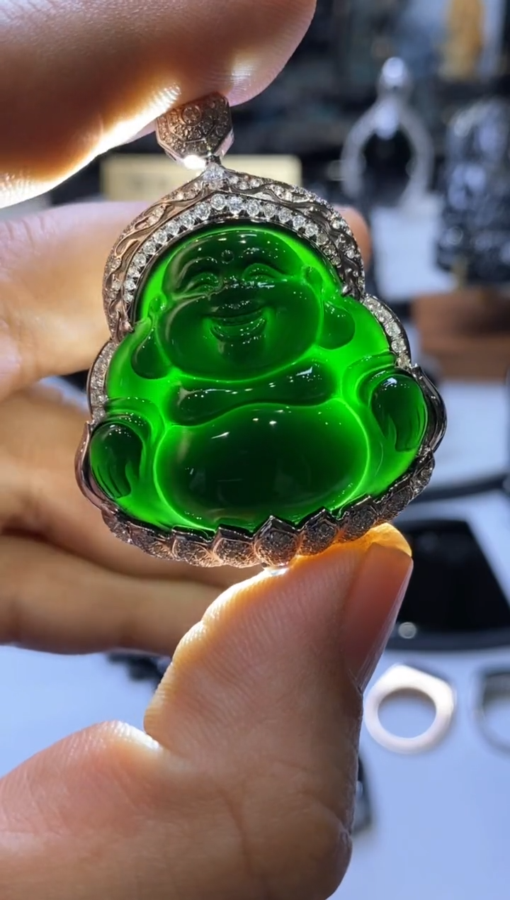 颈饰18K金镶嵌翡翠天然缅甸翡翠A货墨翠   佛公