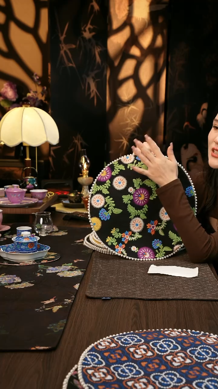 香云纱      茶席