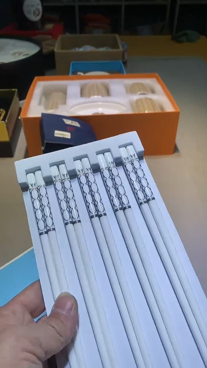 【闪购商品】瓷片1111111111111111