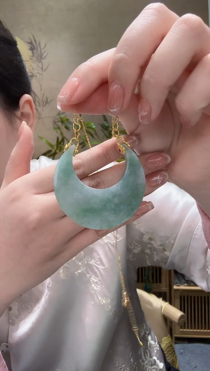 【闪购商品】翡翠颈饰未镶嵌吊坠