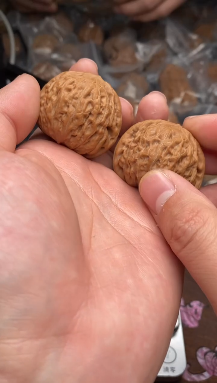 【闪购商品】文玩核桃把件G101号38尺铁锤