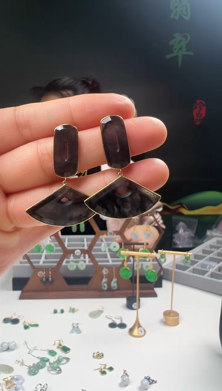 18K金镶嵌翡翠耳饰实**说001