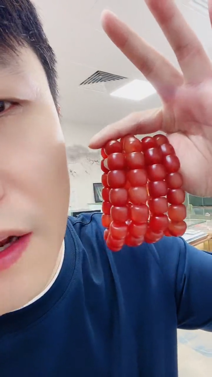 未镶嵌手串玛瑙/玉髓牛血红 手串