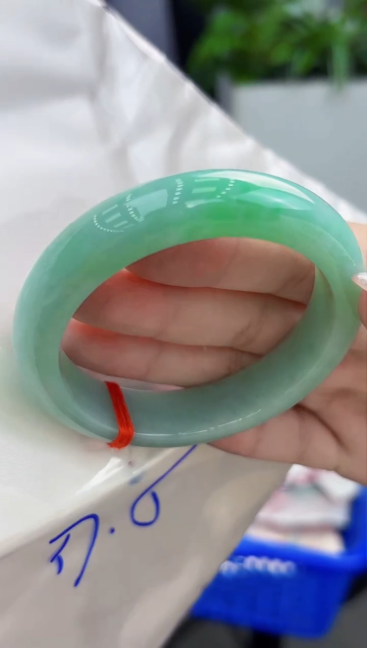 【闪购商品】翡翠手镯未镶嵌翡翠手镯