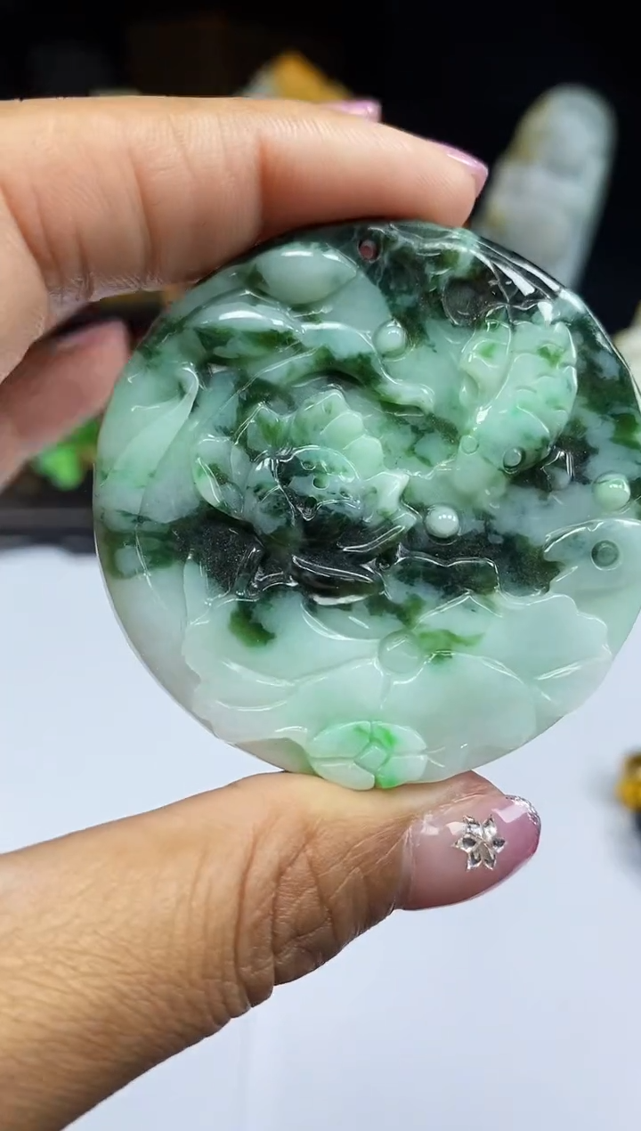 【闪购商品】翡翠颈饰未镶嵌翡翠A货