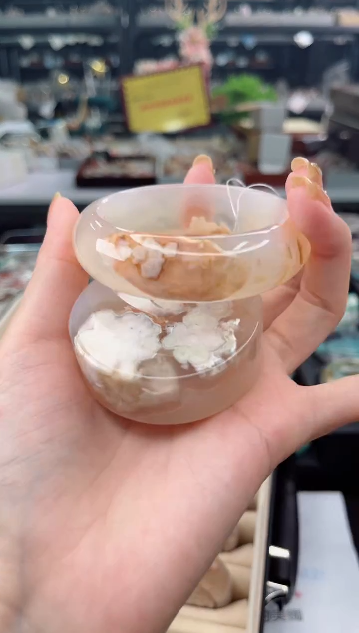 【闪购商品】石英质玉手镯未镶嵌56圈口（赠品镯心）3445101