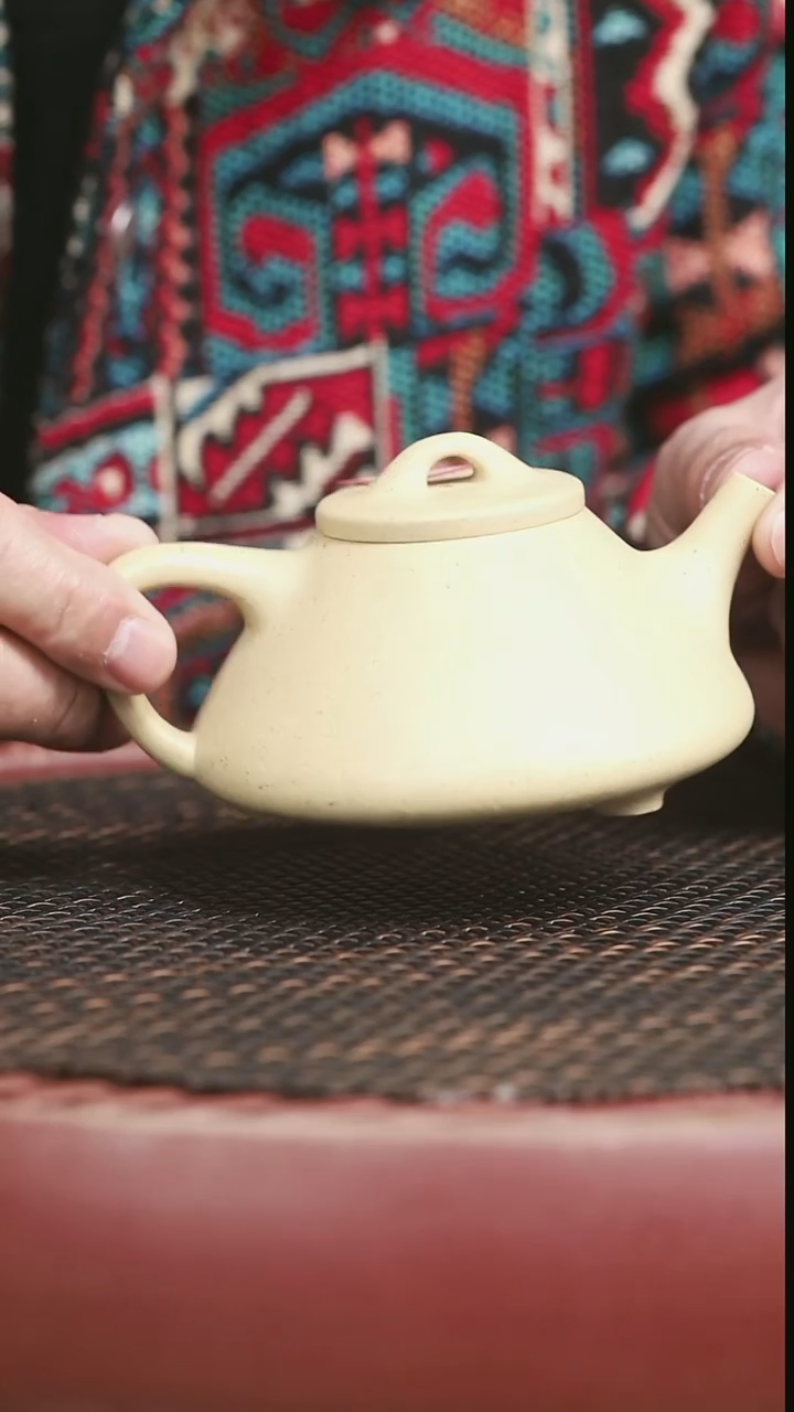 茶壶紫砂6号本山绿子冶石瓢260CC微微暇