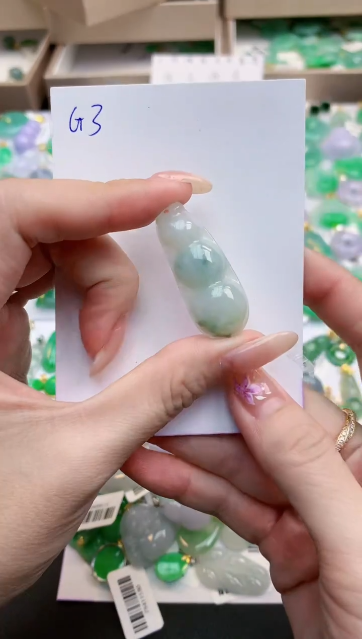 颈饰未镶嵌翡翠天然缅甸A货翡翠