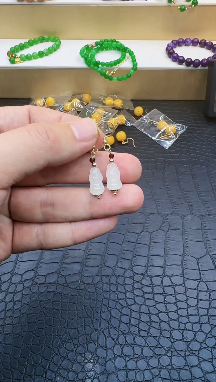 【闪购商品】和田玉耳饰14K金镶嵌112