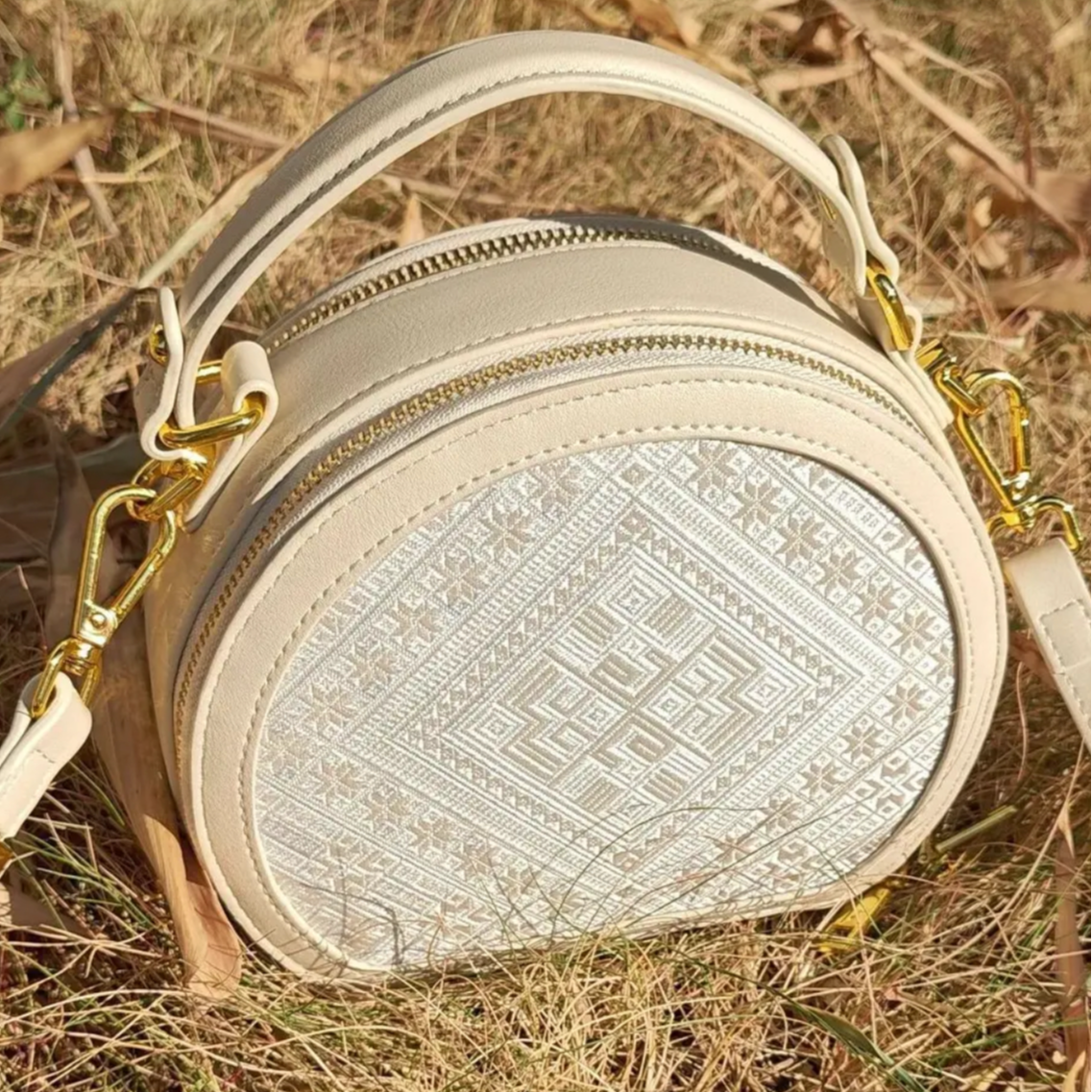 【圆饼包】壮锦包女式斜跨百搭新中式女士单肩时尚白色轻奢