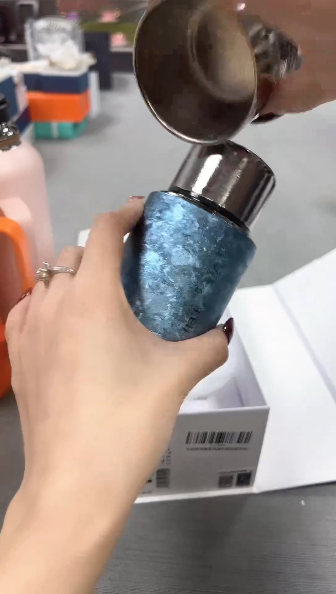 【闪购商品】瓷片新号开播不计成本欢迎点菜！