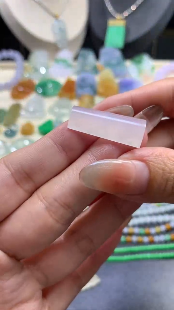 【闪购商品】定制翡翠未镶嵌翡翠