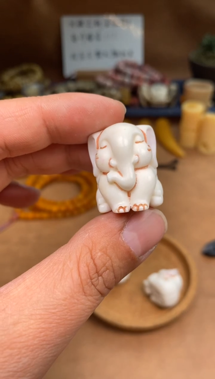 【闪购商品】鹿骨其他P518-鹿角粉嘟嘟象神