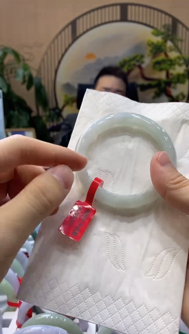 【闪购商品】翡翠手镯未镶嵌00009451