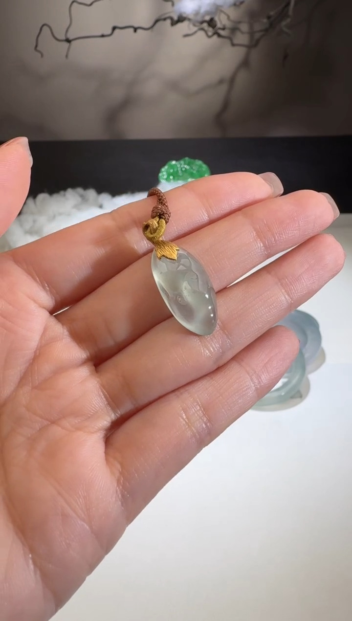 【闪购商品】翡翠颈饰18K金镶嵌【舒雅】