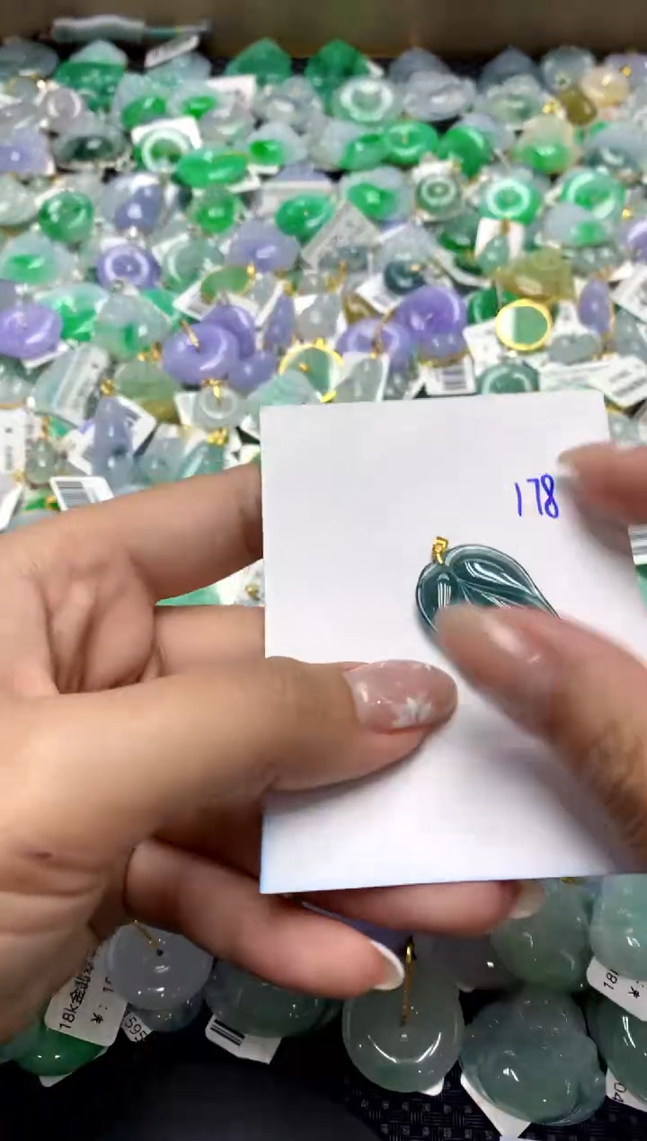 【闪购商品】翡翠颈饰18K金镶嵌111111111111111111