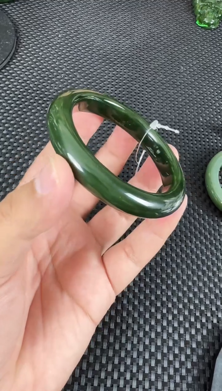 【闪购商品】和田玉（碧玉）手镯未镶嵌约56.8MM