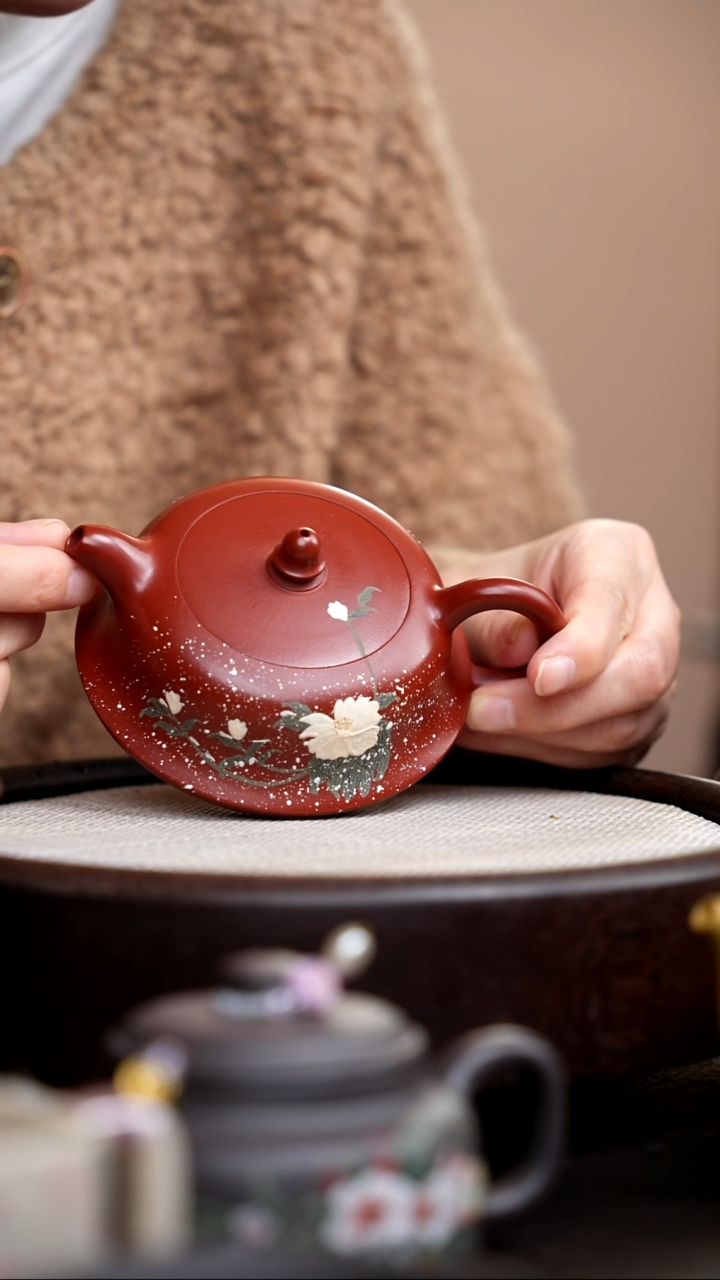 茶壶紫砂朱泥曲壶泥绘雪景004