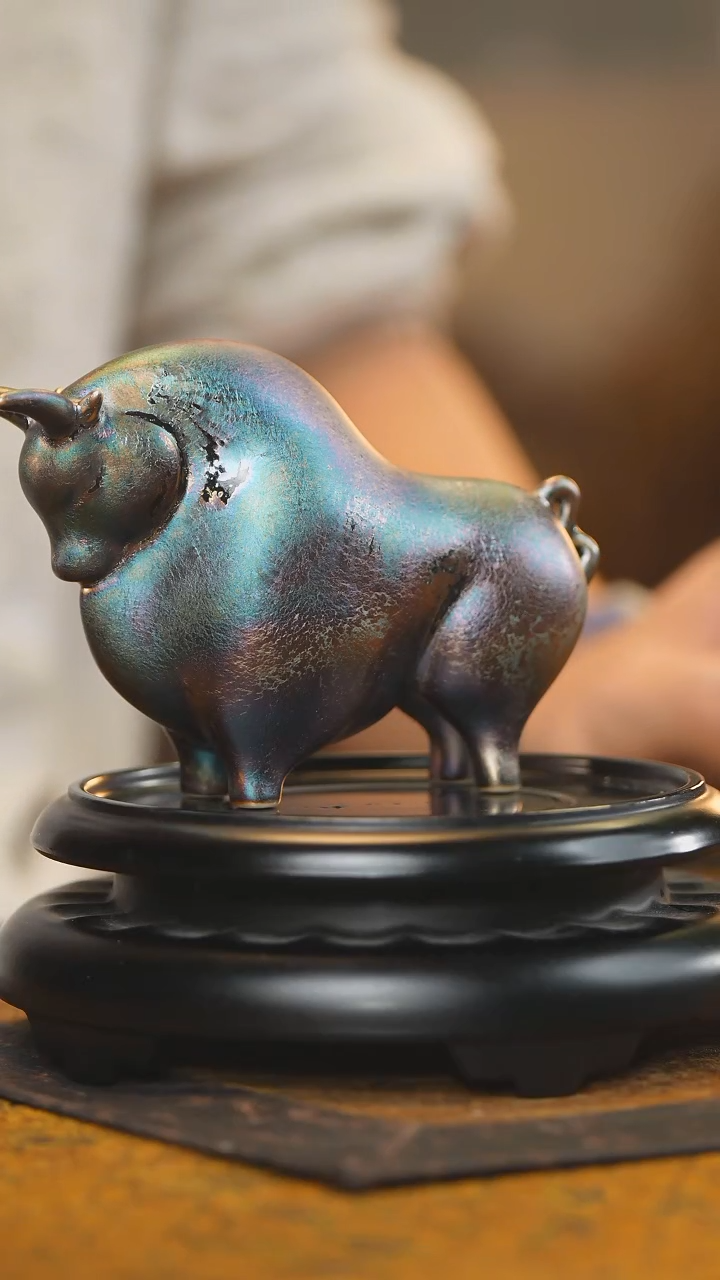 95柴房陶瓷原创窑宝牛