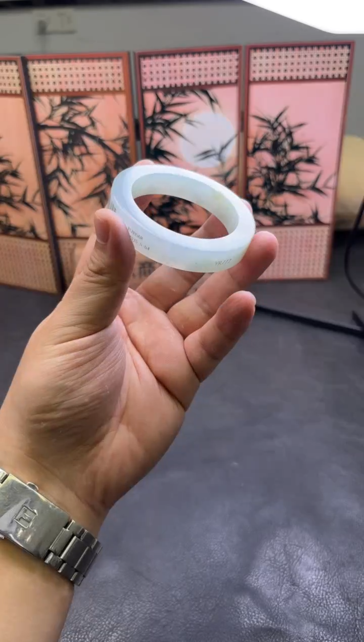 未镶嵌手镯定制翡翠✨****r手镯