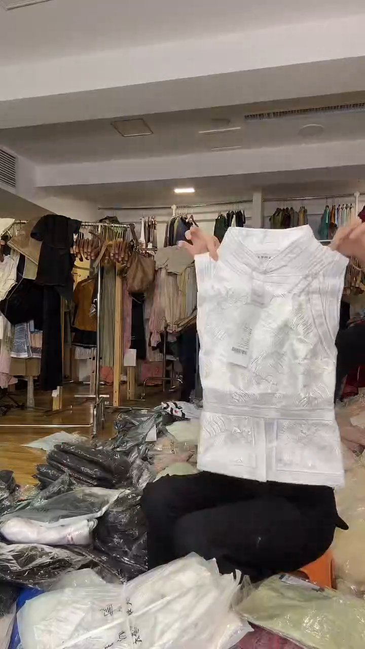  马甲XL码      115-125斤