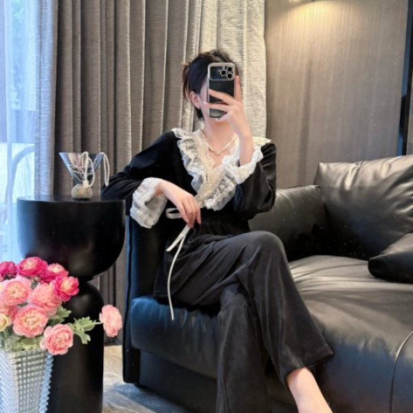 【香氛初恋】2025秋冬新品金丝绒睡衣女长袖家居服宫廷风轻奢可外穿