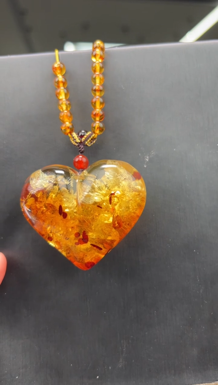 琥珀颈饰未镶嵌吊坠