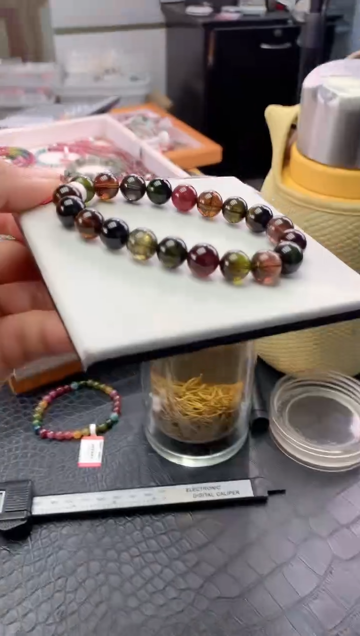 【闪购商品】碧玺手串未镶嵌多样性发一条
