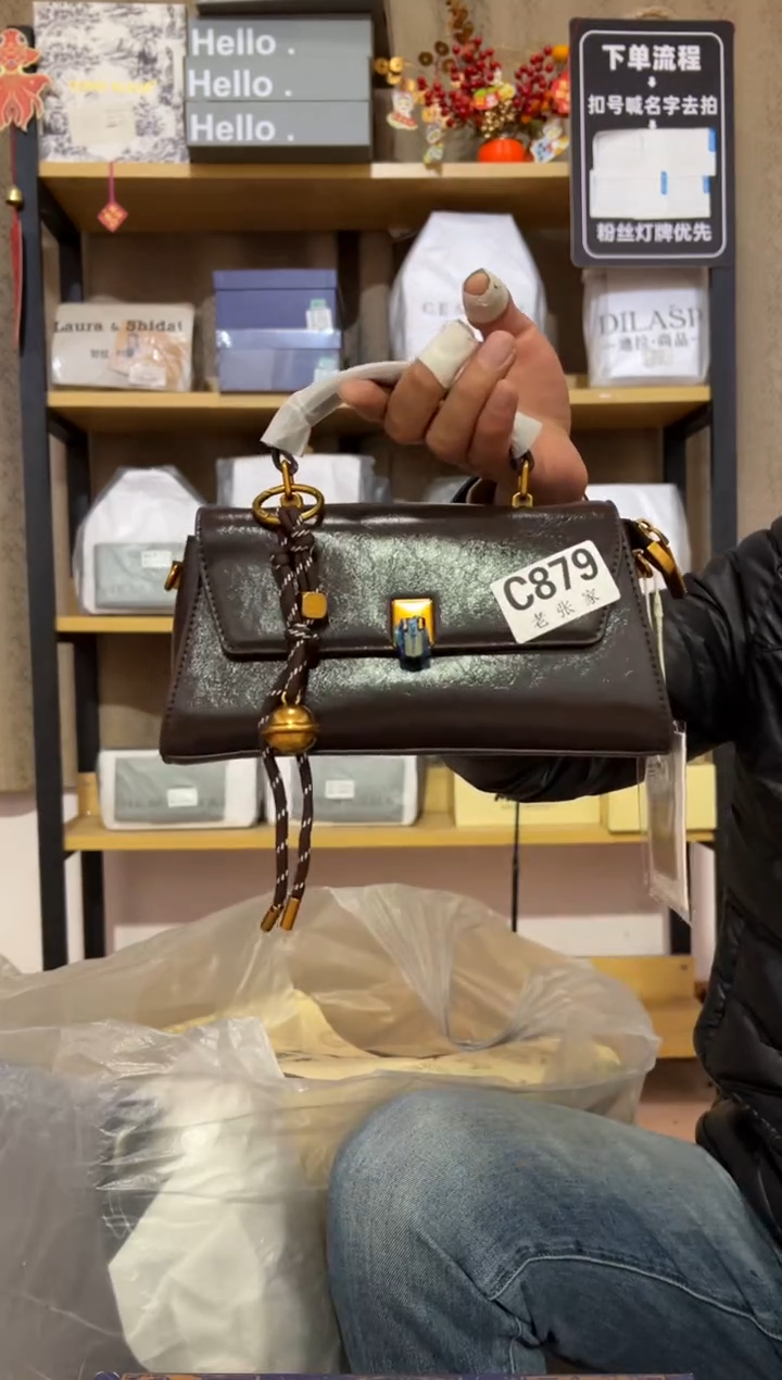 小牛剖层皮革老张家女包879