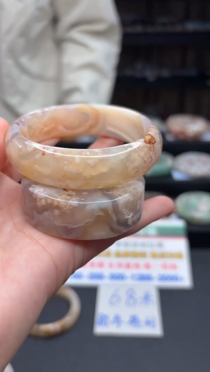 【闪购商品】石英质玉手镯未镶嵌2（60圈赠送镯心）