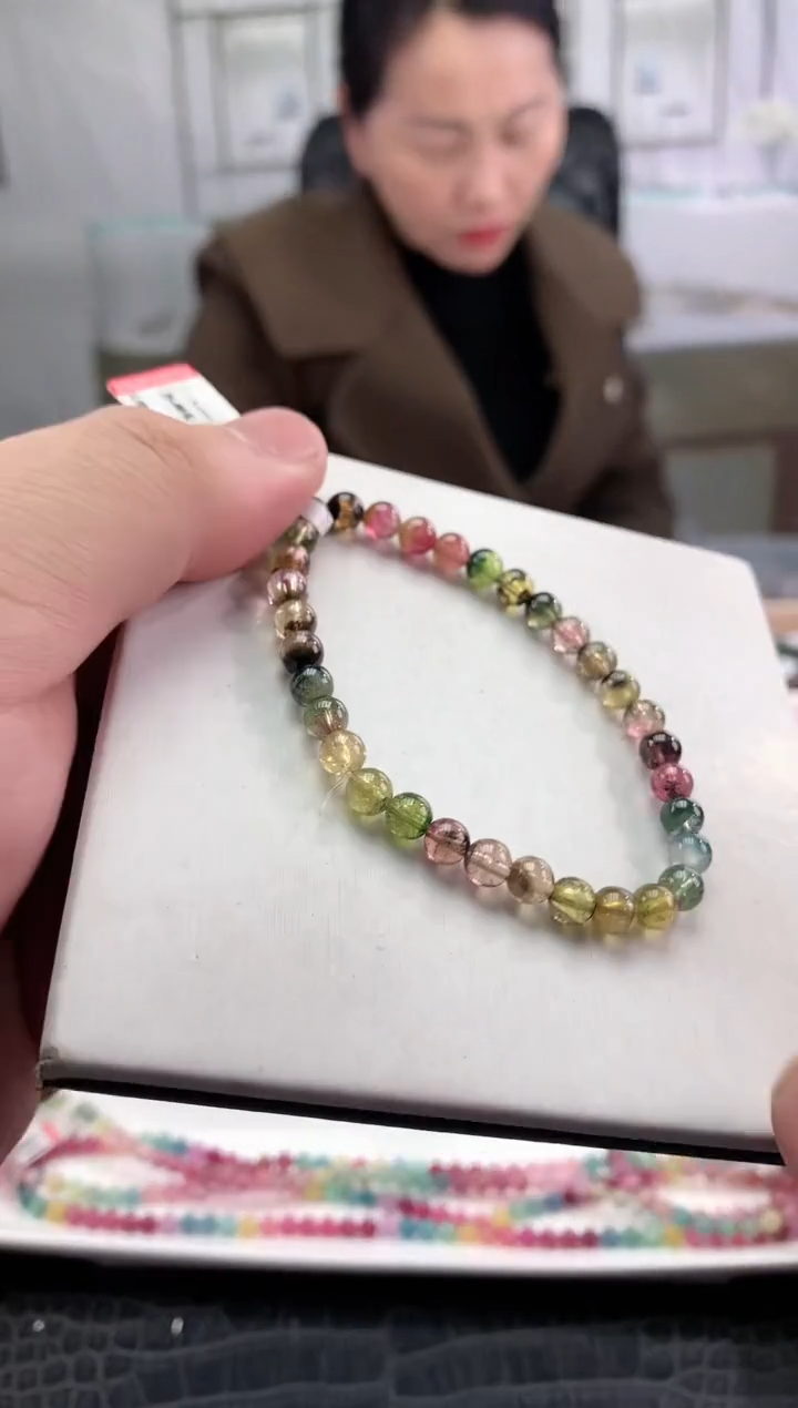 【闪购商品】碧玺手串未镶嵌多样性发一条