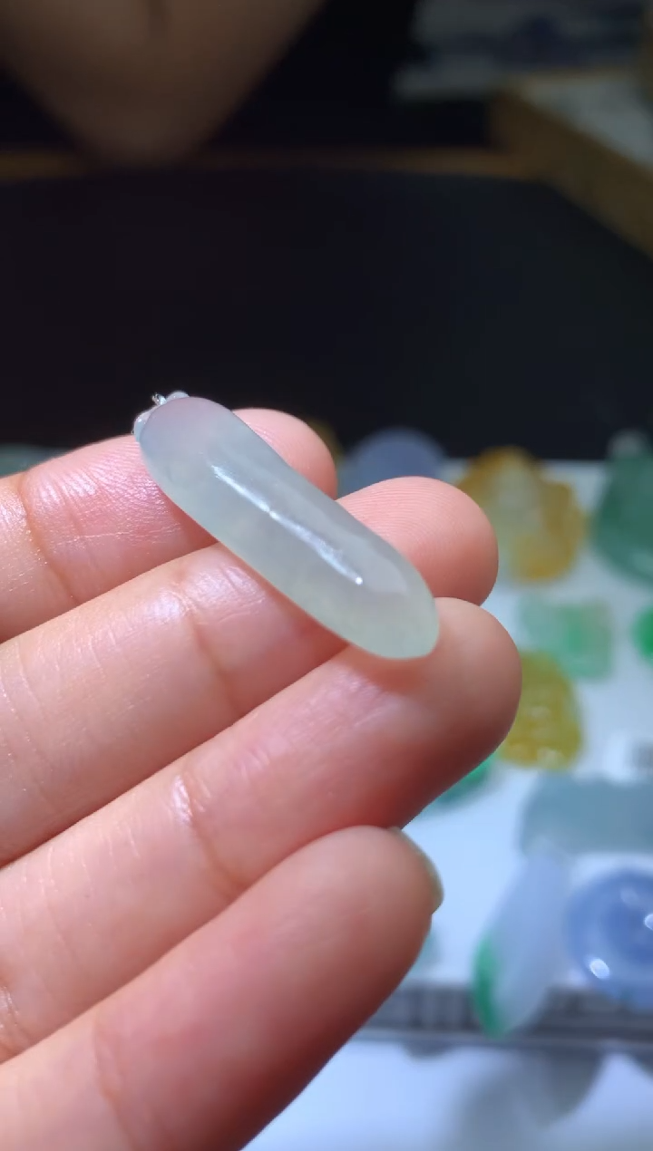 定制翡翠未镶嵌毛货