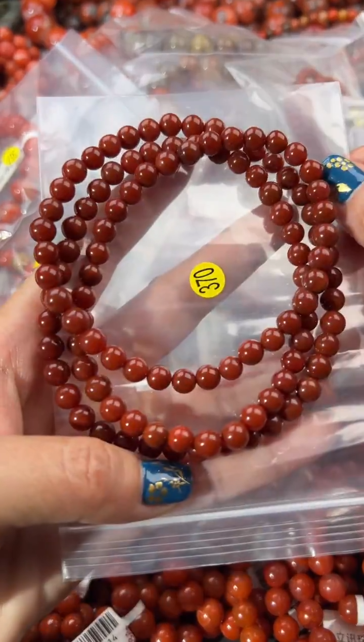 未镶嵌手串南红玛瑙1