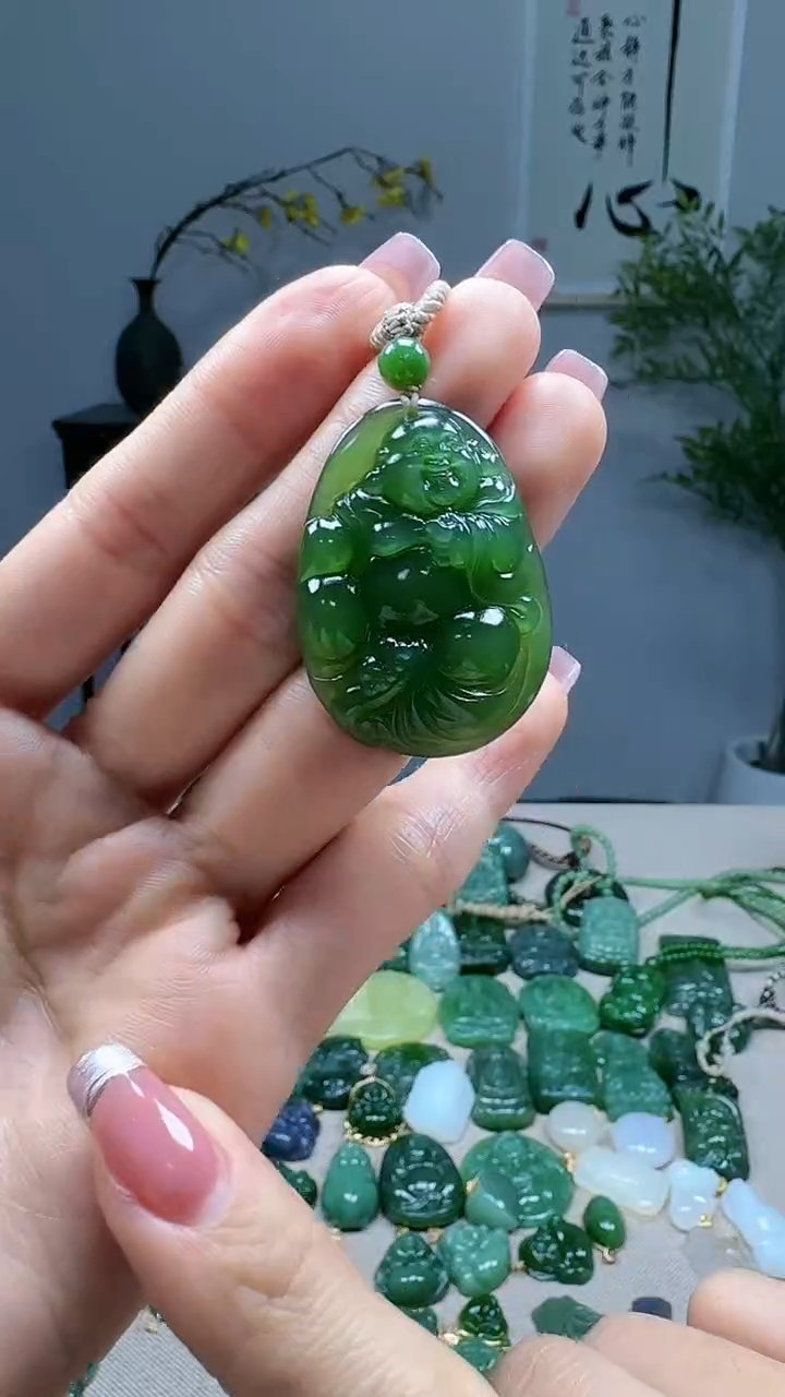 未镶嵌和田玉挂件1