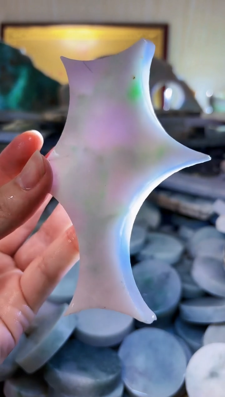 【闪购商品】翡翠颈饰未镶嵌A货白文1925