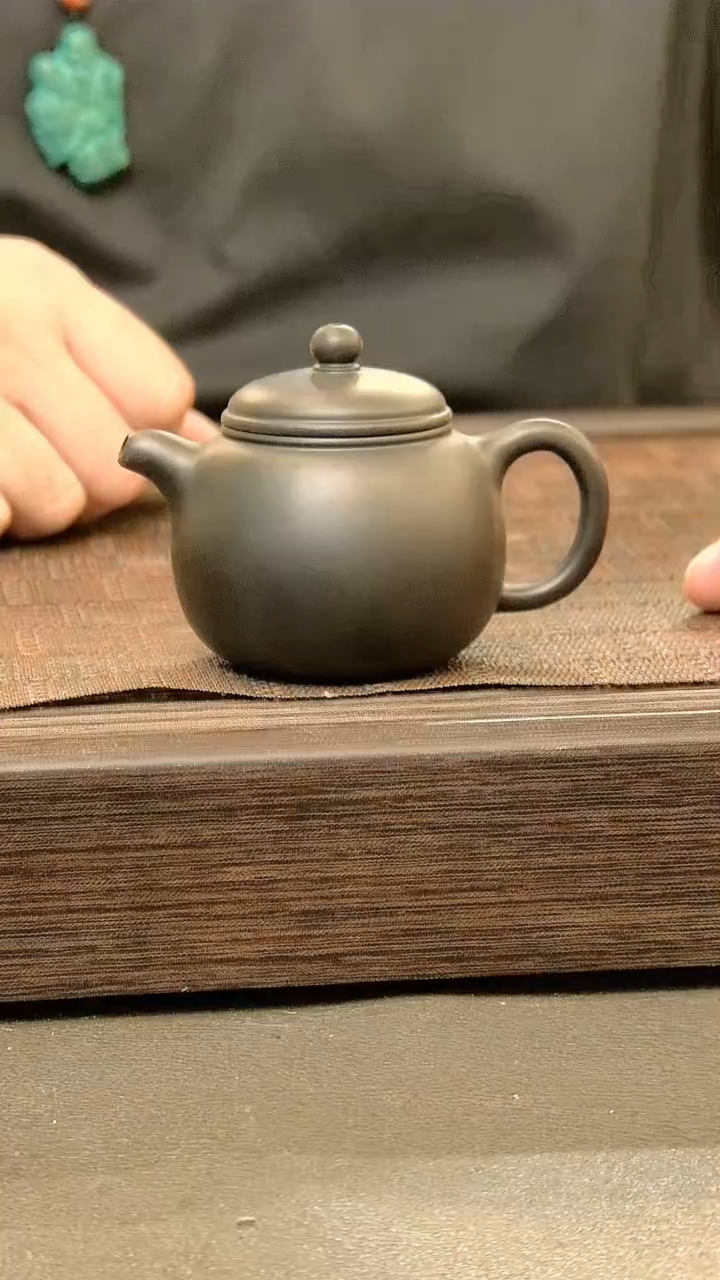 茶盏113=.。。。。。。。。。