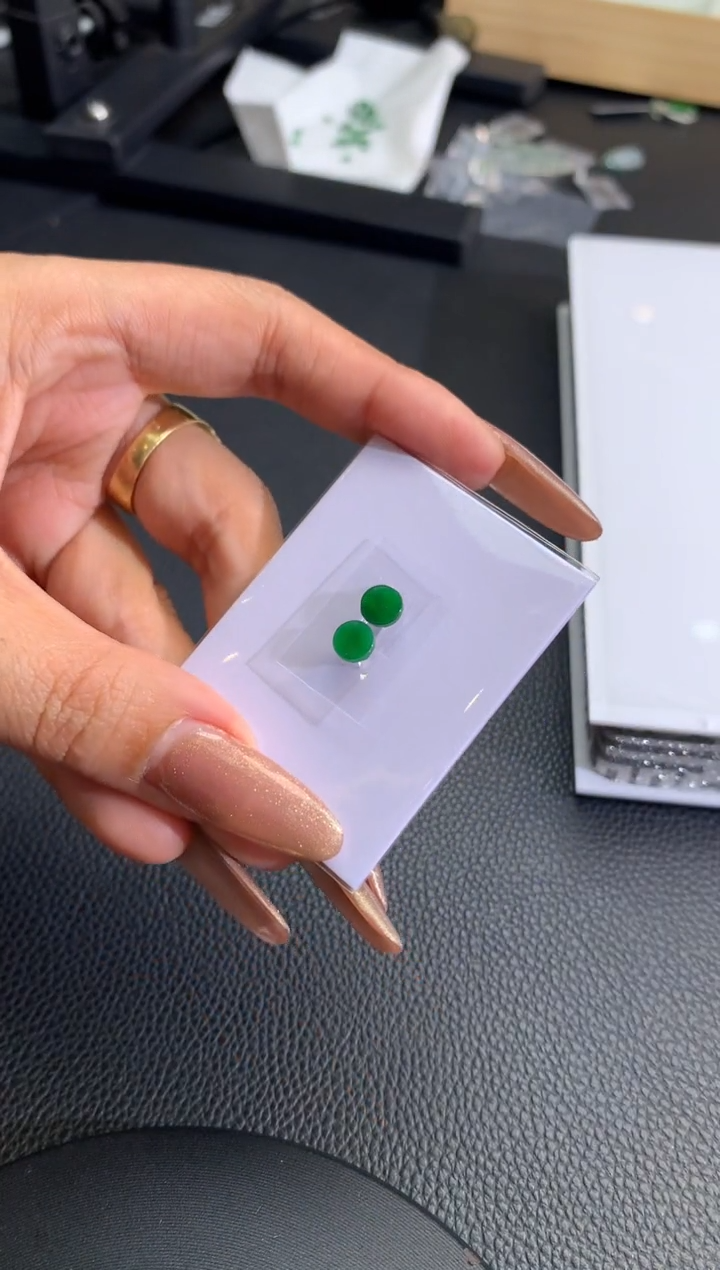 【闪购商品】定制翡翠未镶嵌翡翠