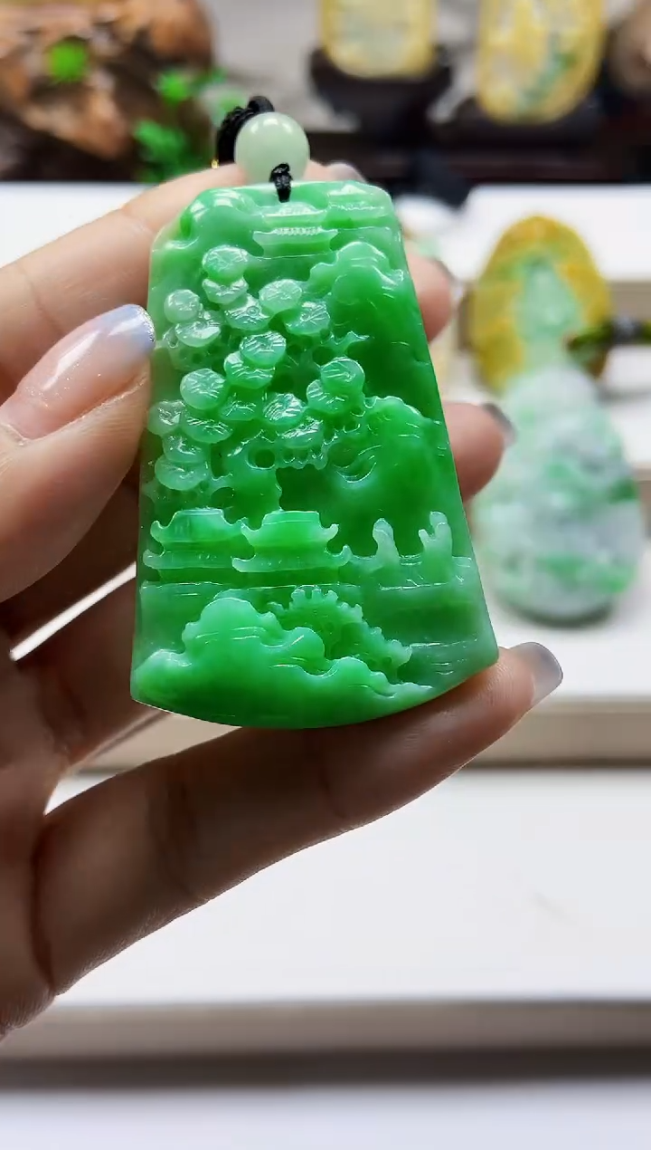 颈饰未镶嵌翡翠翡翠A货