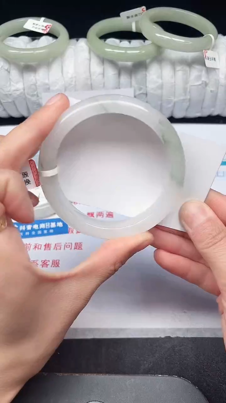 未镶嵌手镯石英质玉298-60/61