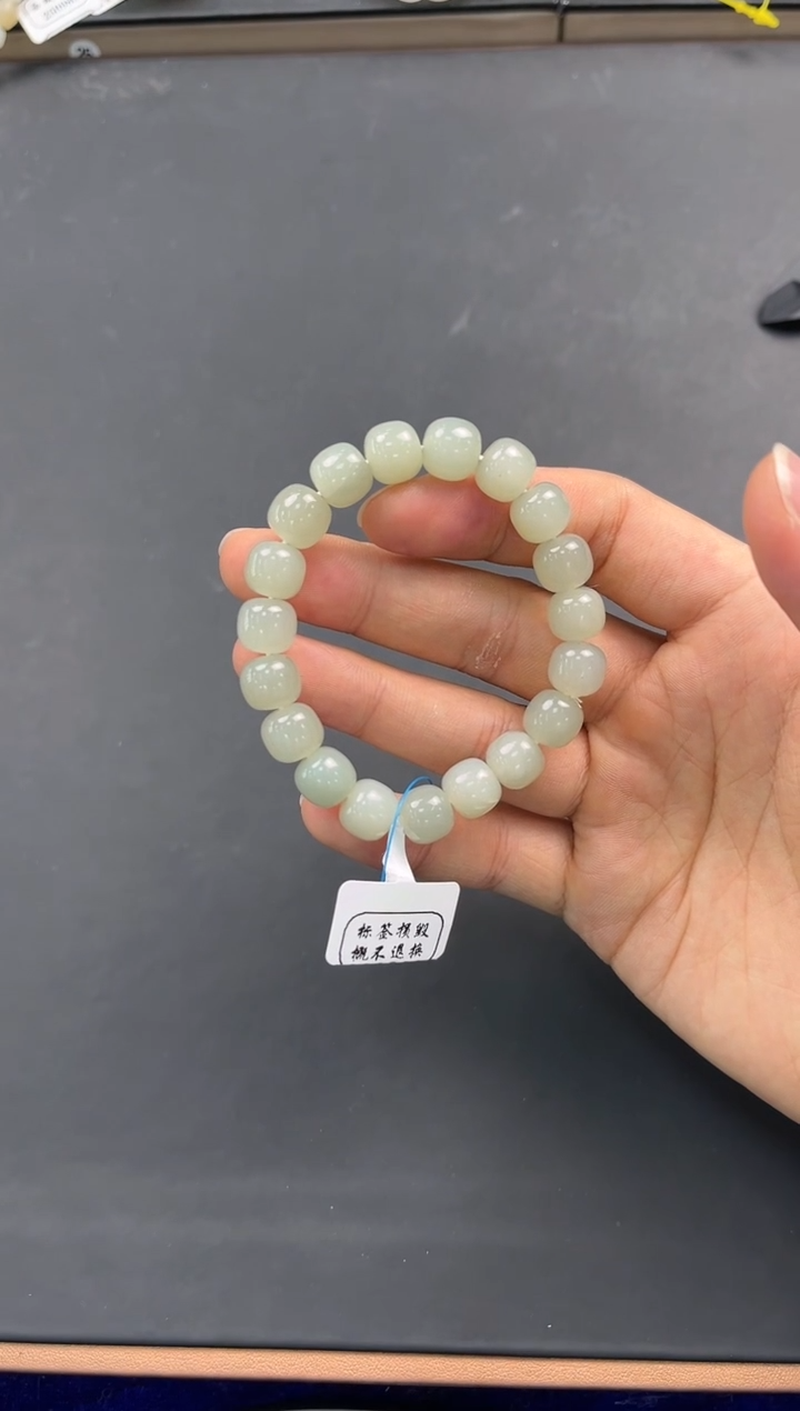 未镶嵌手串和田玉且末青白老型珠手串卡10微色差