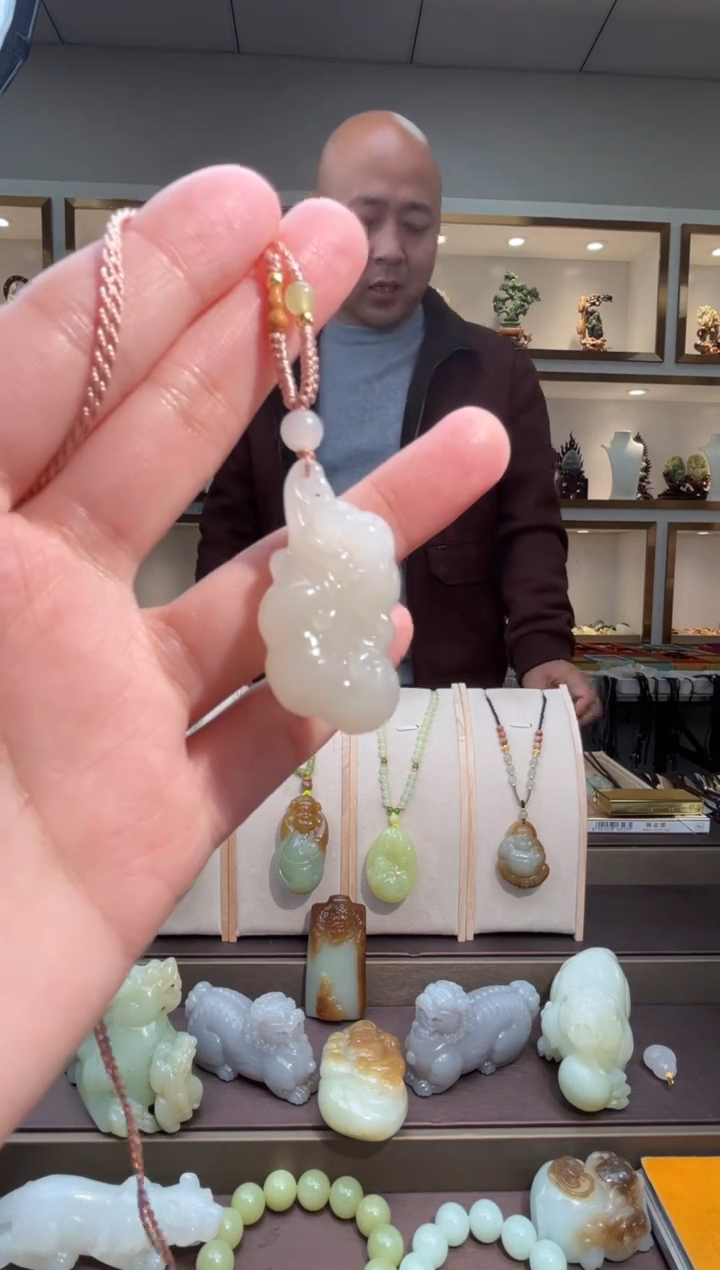 颈饰未镶嵌和田玉多样性发货1