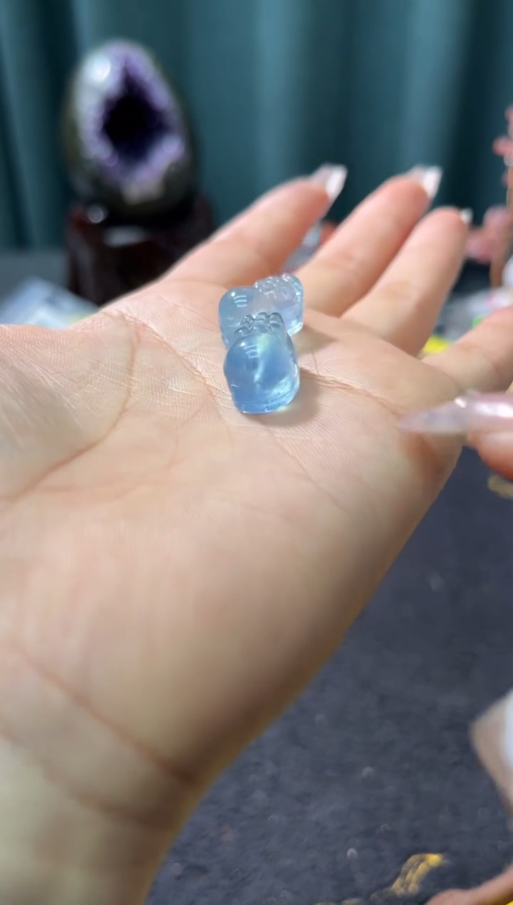 【闪购商品】水晶·未镶嵌141多样性发起一海蓝宝貔貅