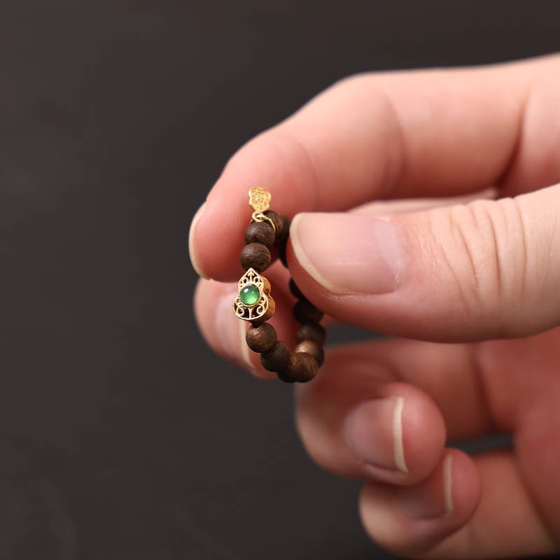 绿色葫芦彩石把件 规格4MM
