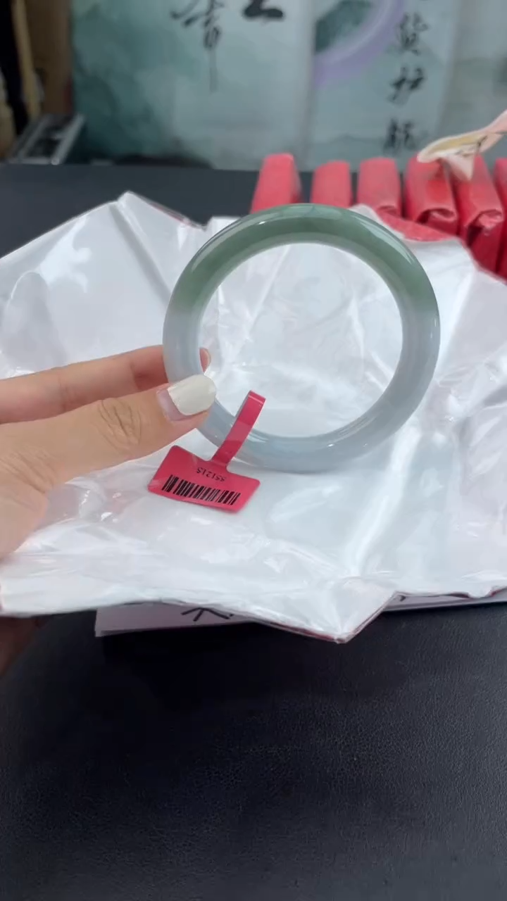 【闪购商品】翡翠手镯未镶嵌6翡翠手镯