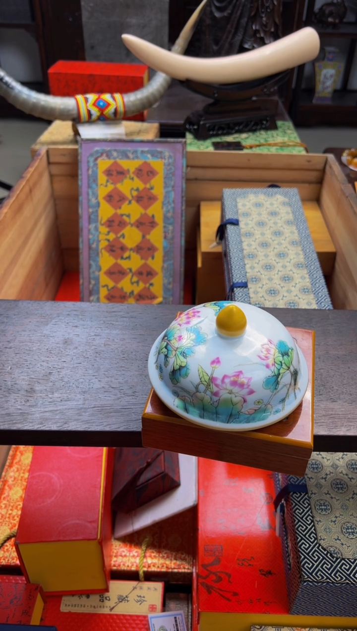 【闪购商品】瓷片——————————————穿