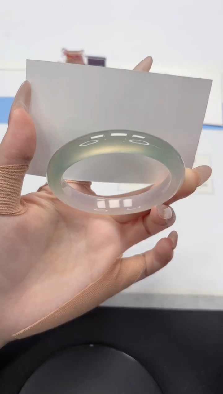 【闪购商品】石英质玉手镯未镶嵌A178-54.9