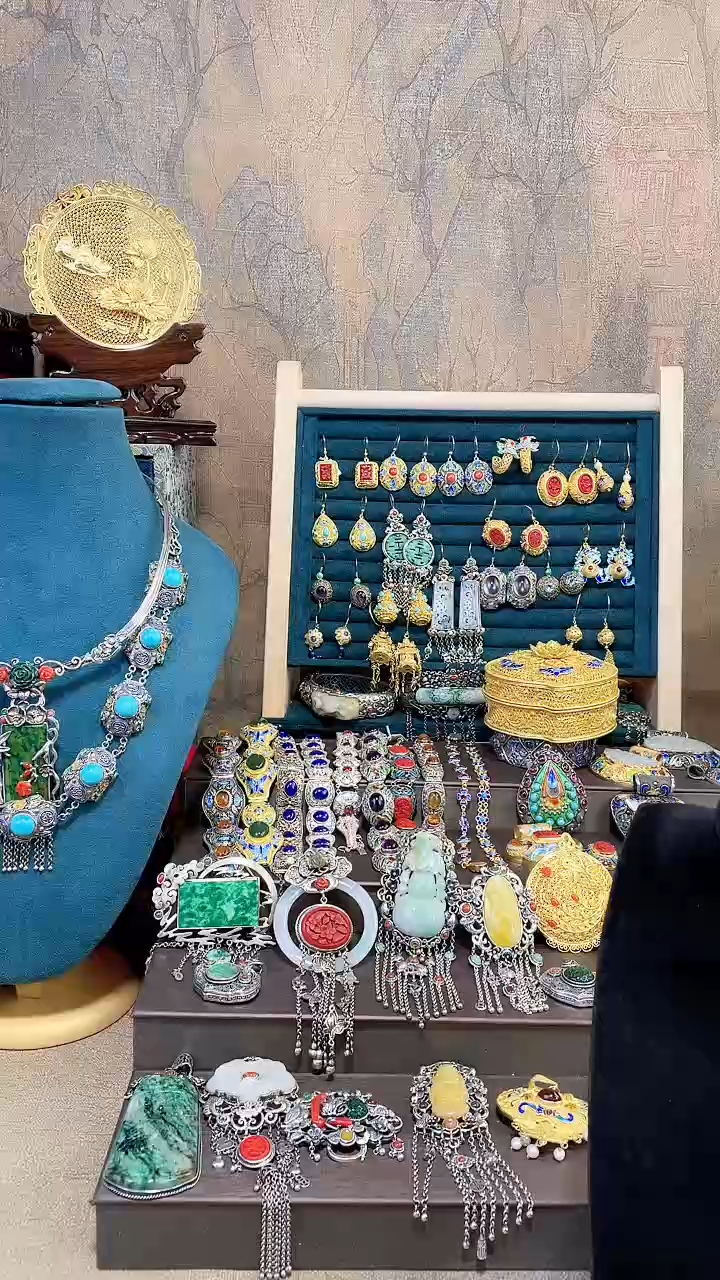 景泰蓝手串多宝1.2加金地加黑色心