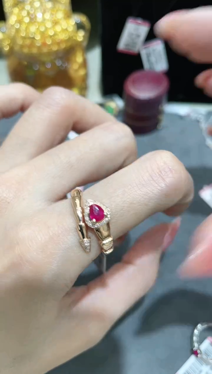 【闪购商品】红宝石戒指18K金镶嵌·