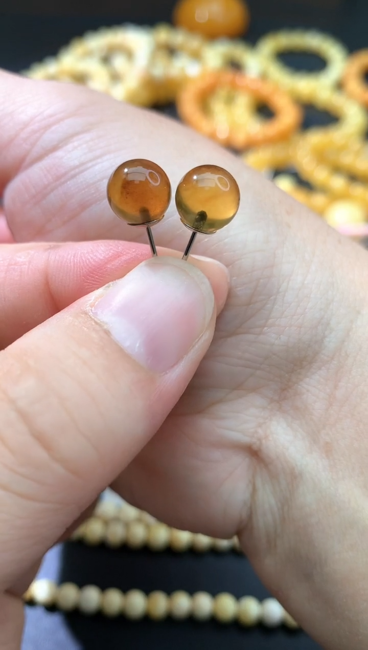 未镶嵌琥珀耳饰耳钉