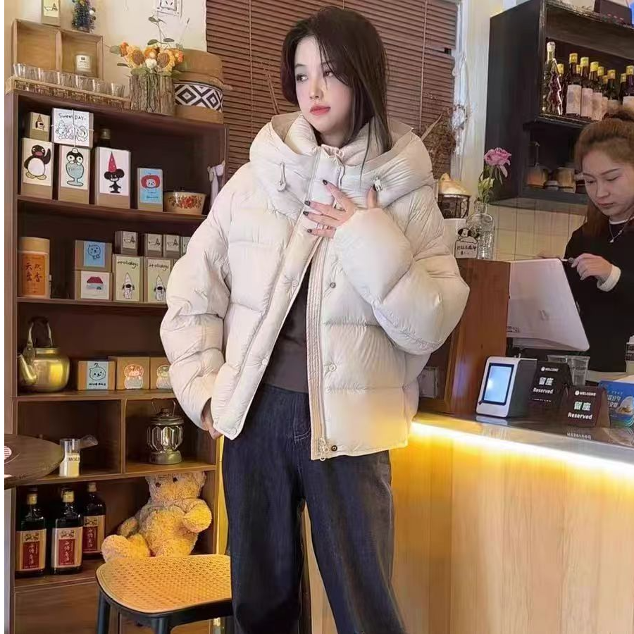 新款泡芙短款女韩版90鸭绒羽绒服连帽蓬松套面包服